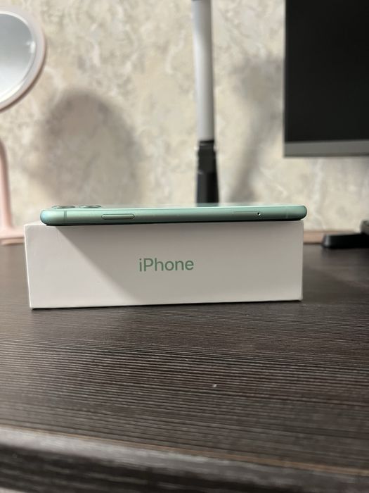iPhone 11 64Gb • Идеал • Полный комплект • Айфон