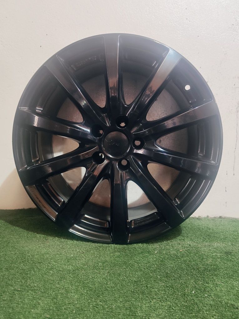 Felgi aluminiowe Platin 5x108 Et 45 18" 8J Ford Volvo Peugeot Citroen