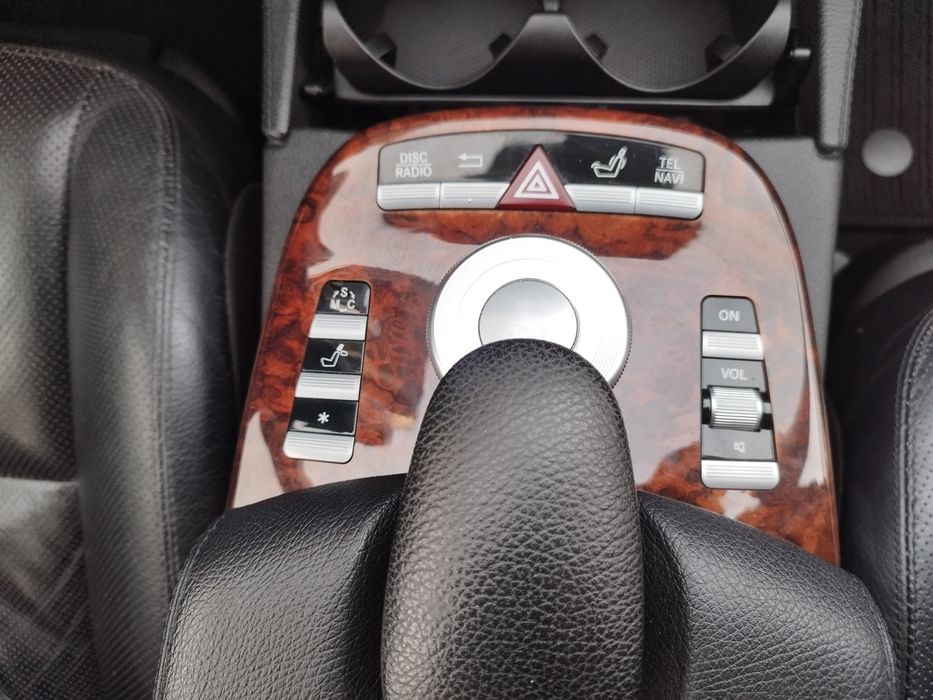 Salon Polska 4MATIC 4,7 V8 340kM , LONG,