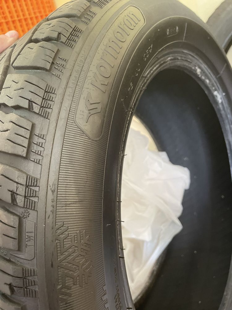 Зимняя резина 235/55 r17