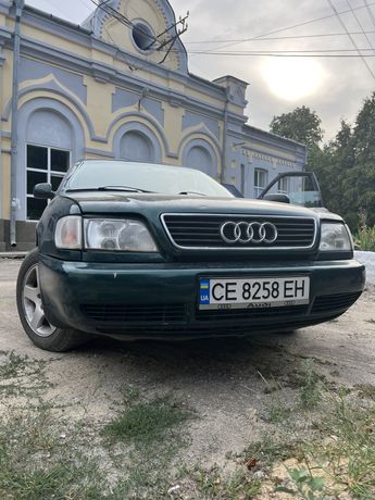 Продам Audi A6 C4 1997 автомат бензин 2.6