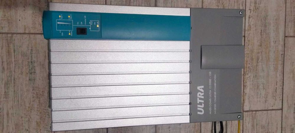 Інвертор-зарядний пристрій Mаstervolt Mass Combi Pro 12/3000-150