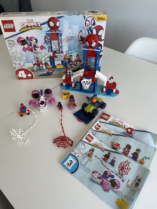 LEGO Spidey central de comando