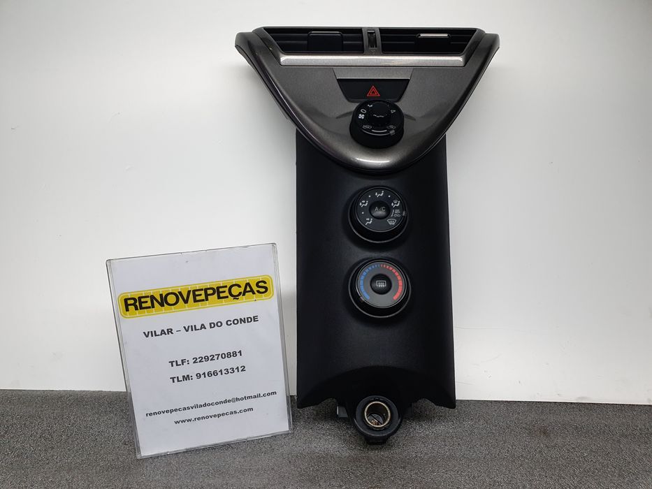 Consola central TOYOTA iQ (_J1_)