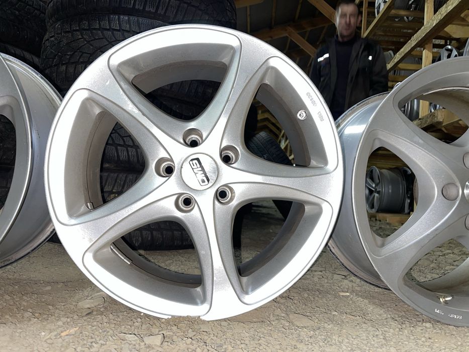 Сучасні титани CMS 5/112 R17 8J ET26 добрий стан