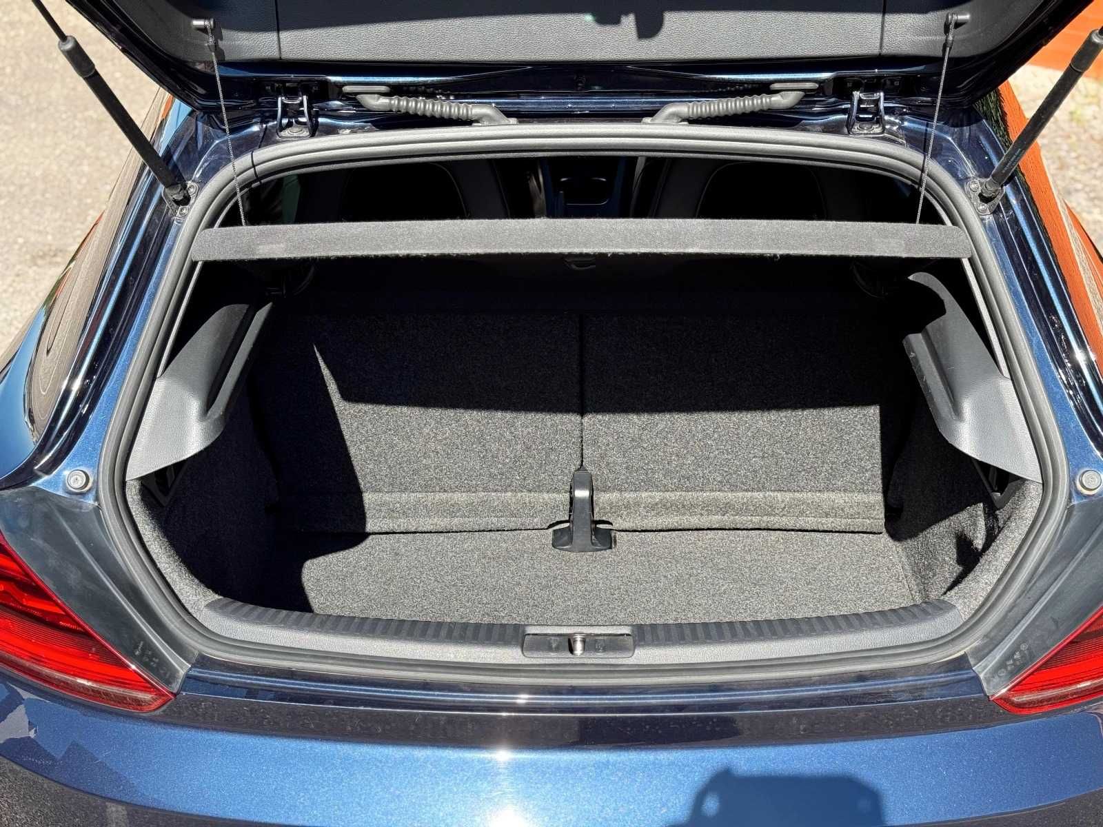 VW Sirocco 2.0 Tdi Sport - 150 CV