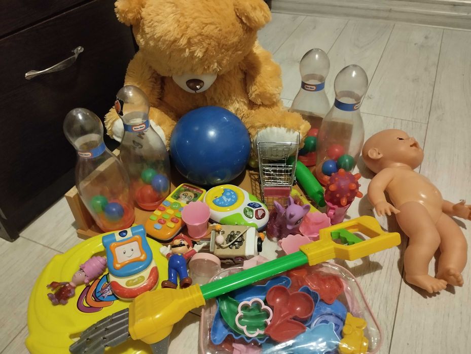 Продам детские игрушки лот 150
