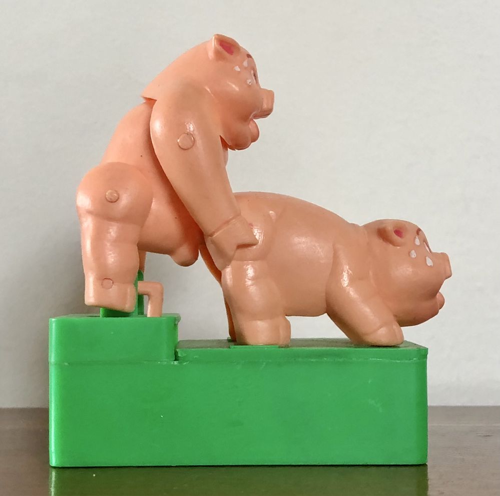 Retro sex świnki zabawka nakręcana dla dorosłych Hong Kong Porky Piggy
