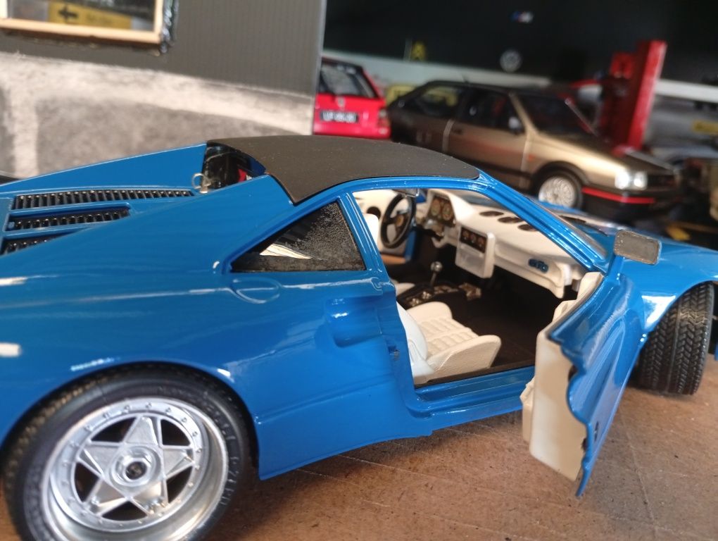 Miniatura 1/18 Ferrari GTO