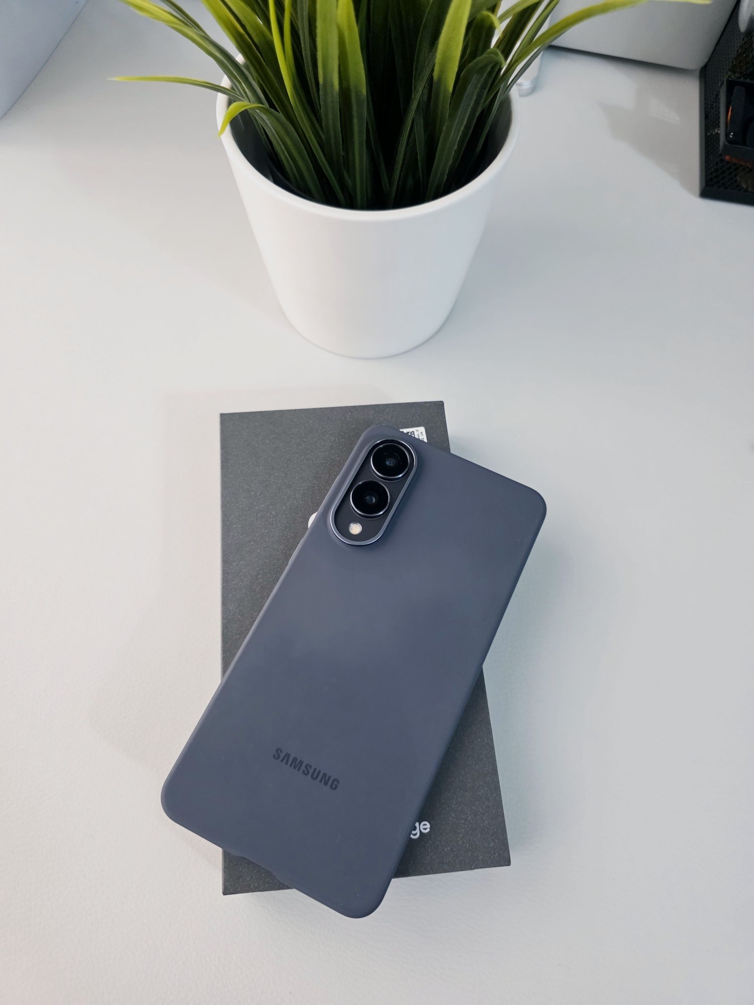S25 Edge Preto - 1 Mes de uso