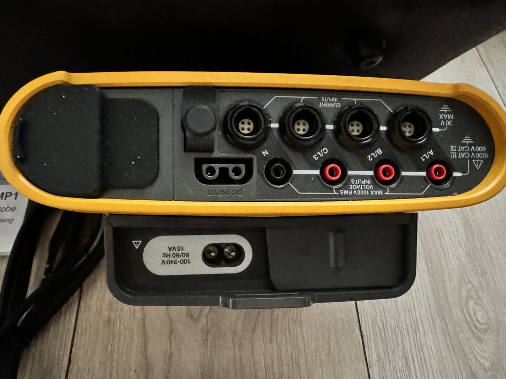 FLUKE 1736 анализатор электроэнергии