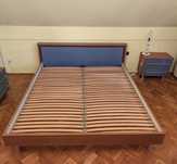 ŁÓŻKO RAMA Rust 180x200 drewniane niebieskie podświet +2 stoliki nocne