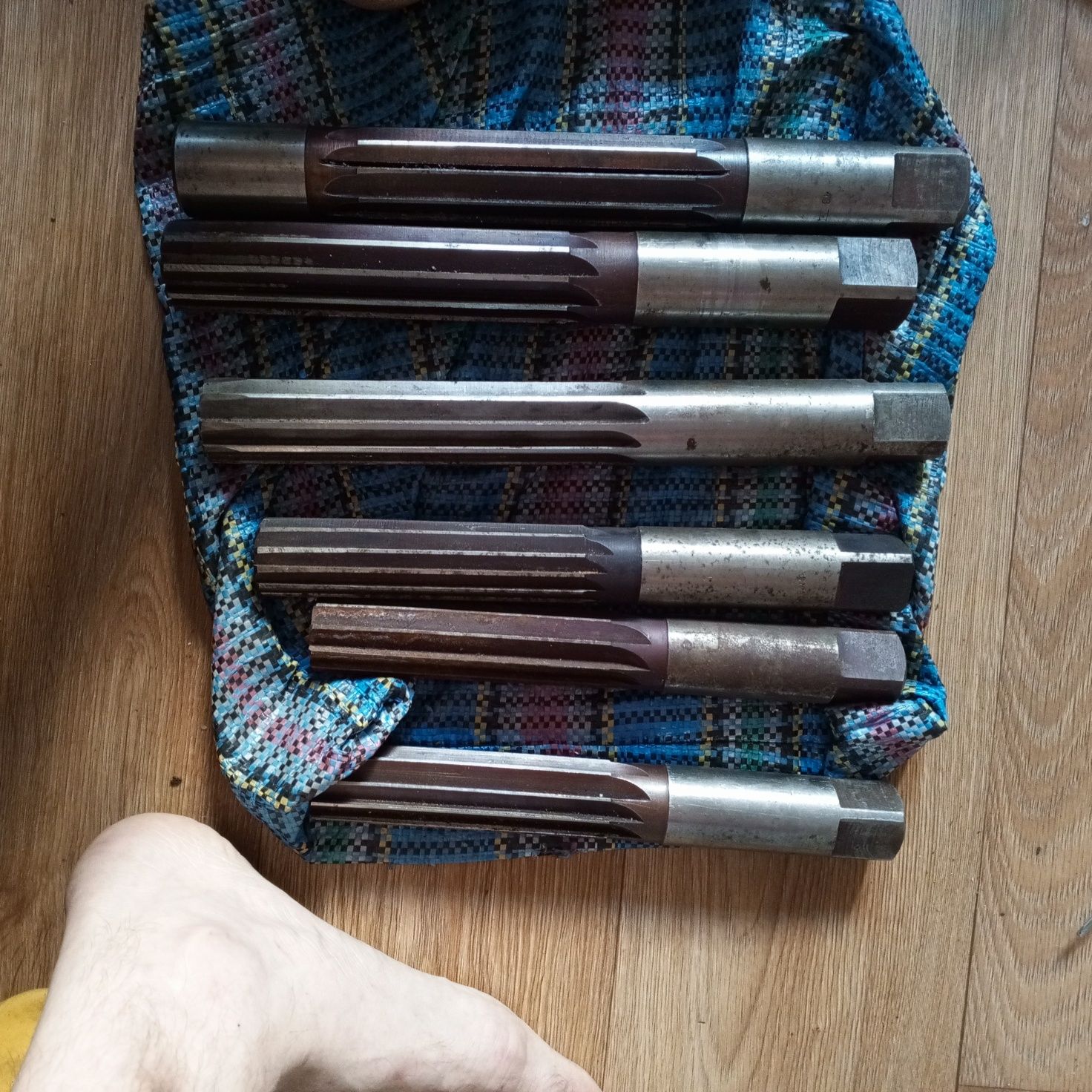 Продам свердла  r6 m5