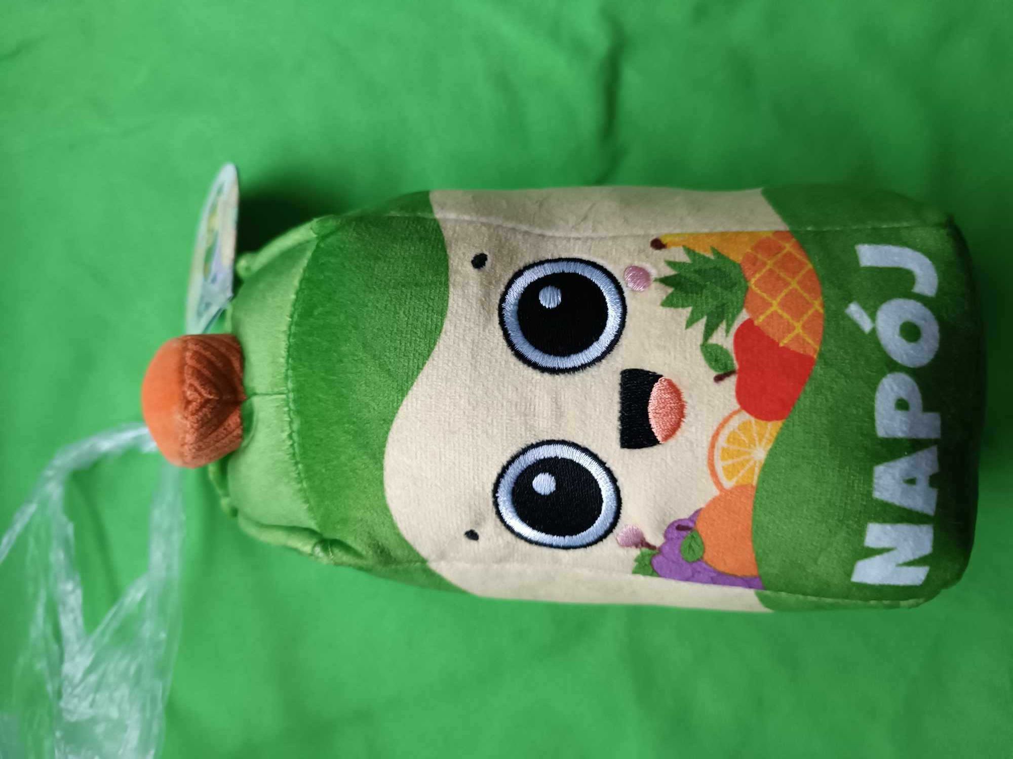 "Napój Norbert" - nowa z metkami maskotka z biedronkowej kolekcji.