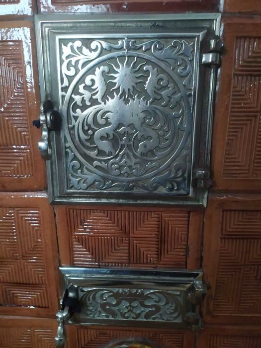 Пєц кафельний кутовий.