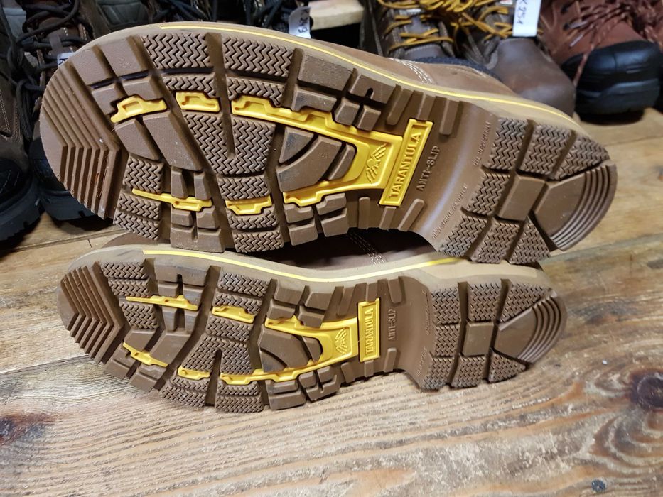 Buty robocze DAKOTA rozm 45 wkł 30 cm S3