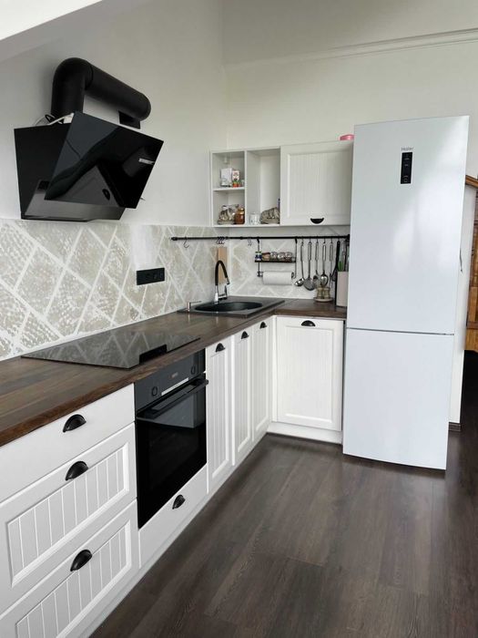 Простора дворівнева двокімнатна квартира в Ворзелі