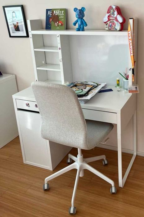 Conjunto Secretária + Cadeira de Escritório