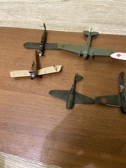 Продам самолётики.