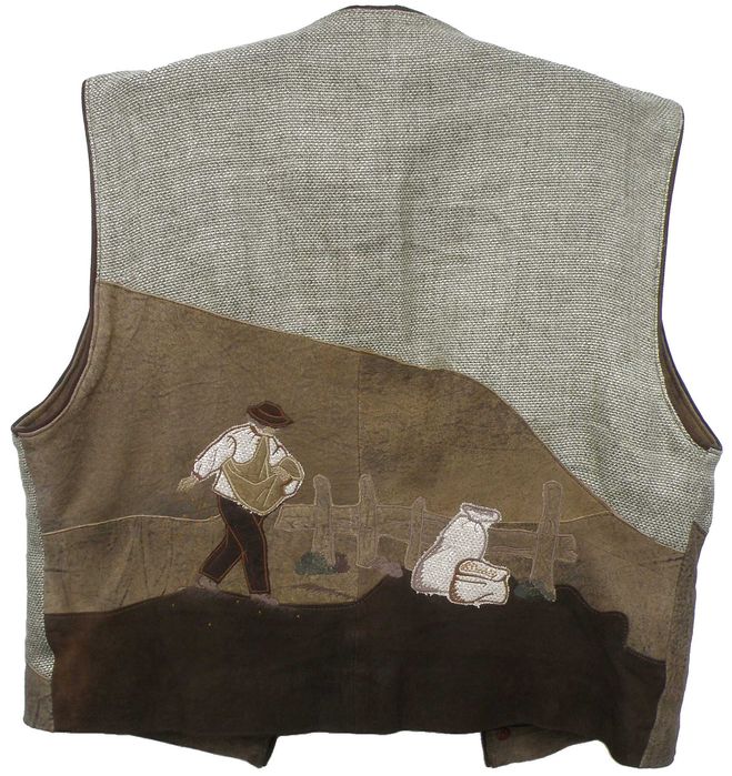 Жилетка для удобства.