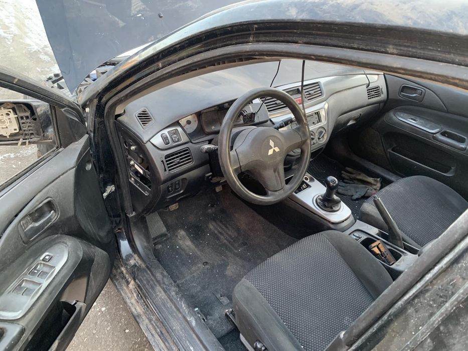 Митсубиси ланцер 9 MITSUBISHI LANCER  четверть правая крыша