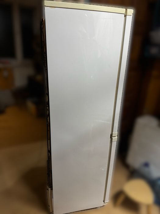 Холодильник SAMSUNG RL17MBSW