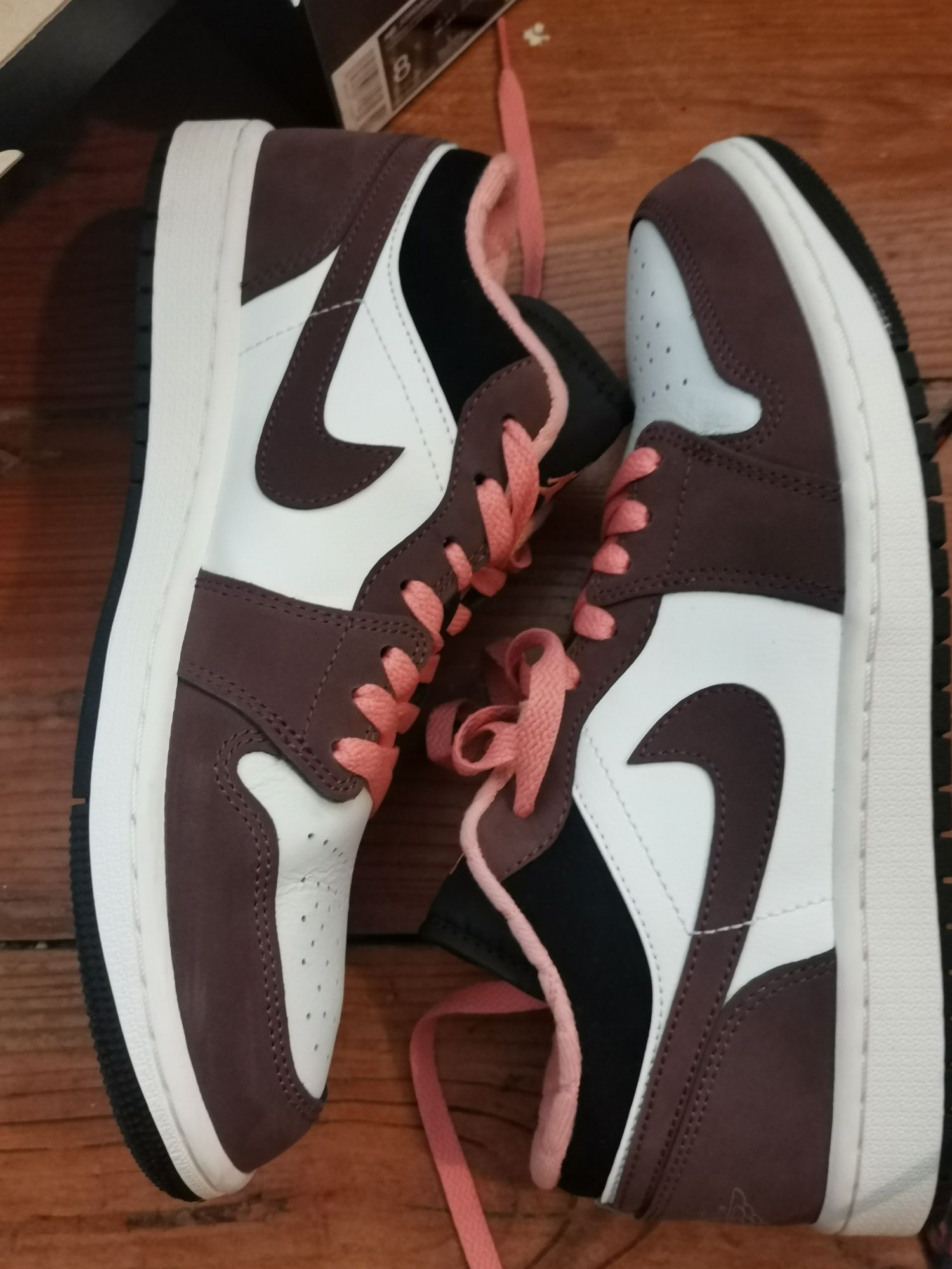 Nike jordan low se chocolate salmão DC. 6991