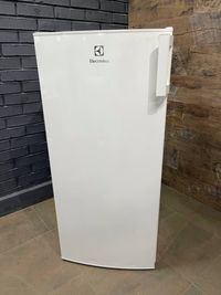 Холодильник Electrolux ERF2400FOW, доставка, гарантія