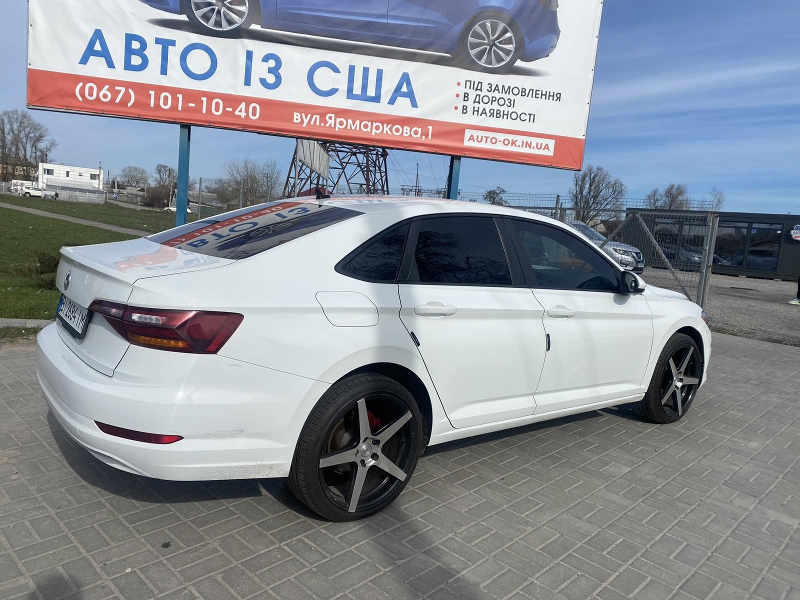 VW jetta 2019,автомат,пробіг 81 т км,19 колеса