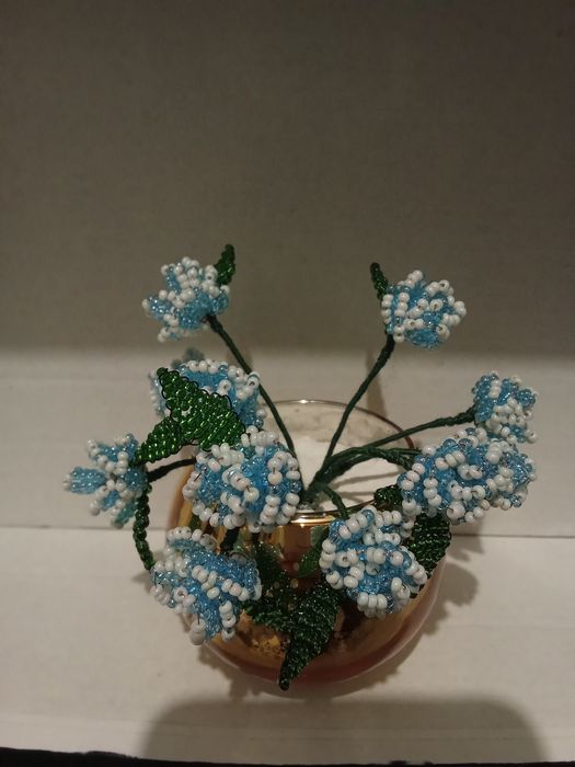 Вироби з бісеру  продаю таку красу