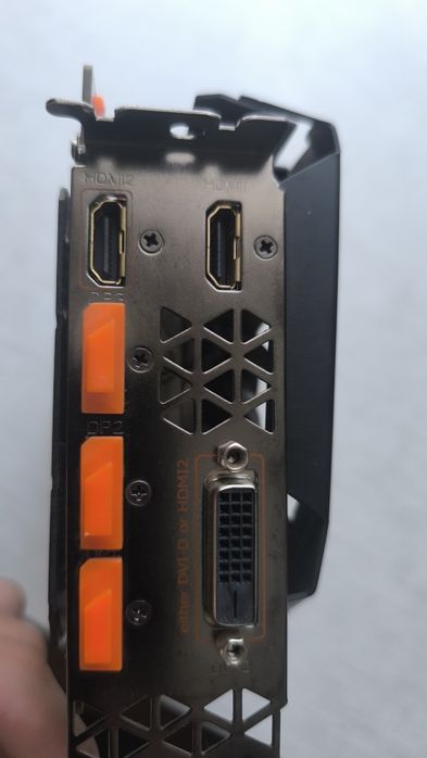 ПРОДАМ GTX 1080Ti 11 G