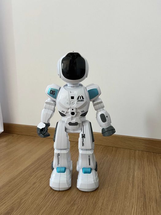 Tech-Bot, robot multifunkcyjny zdalnie sterowany