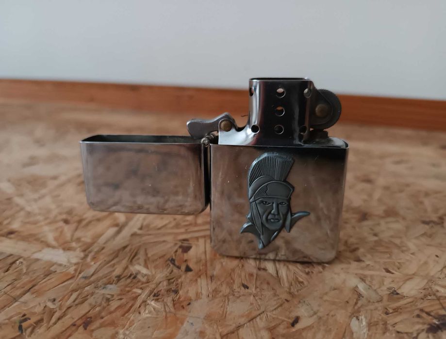 Zapalniczka kolekcjonerska benzynowa | Achilles