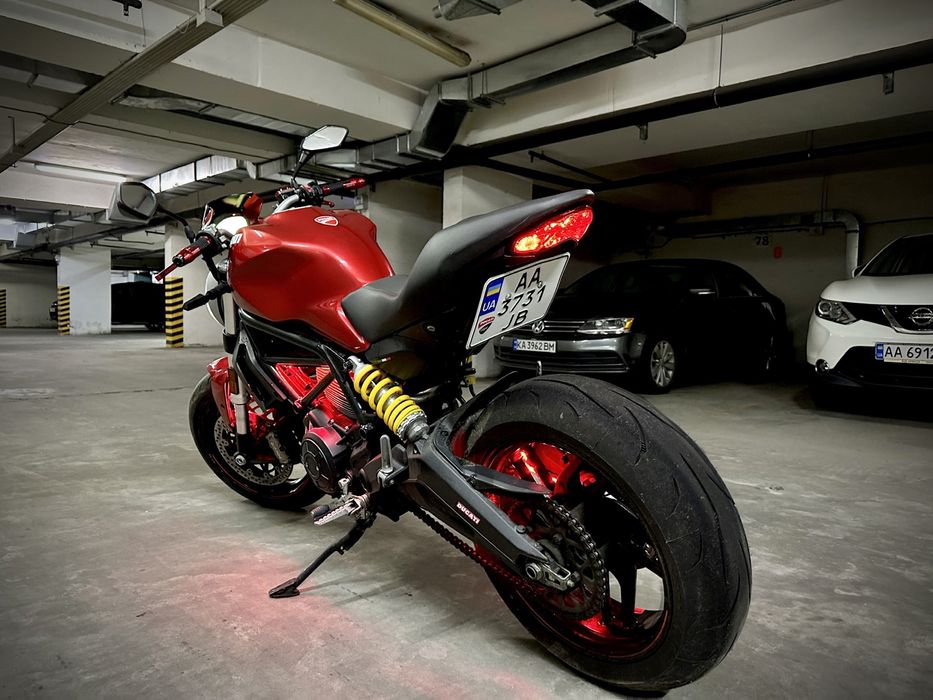 Ducati Monster 797+ 2019