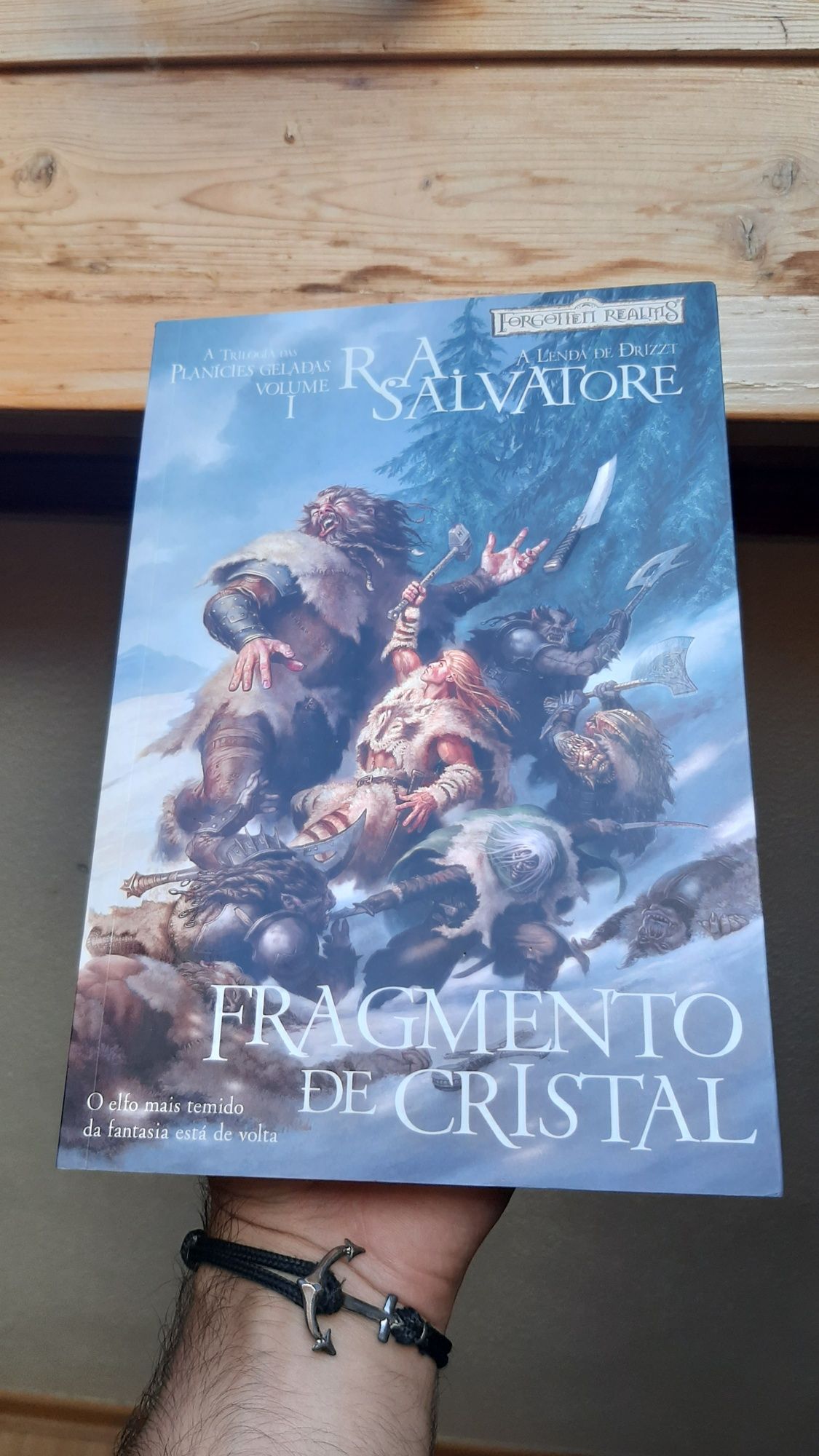 Trilogia planícies geladas volume 1 : Fragmento de Cristal, R. A. SALV