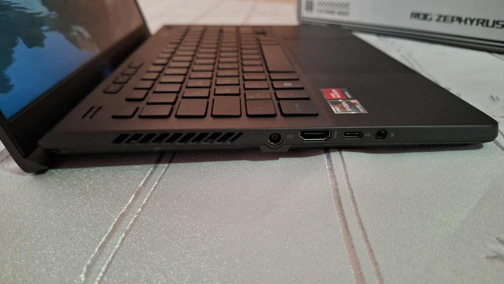 ASUS ROG Zephyrus G14 2022 GA402RK Ryzen 9 + RX 6800S