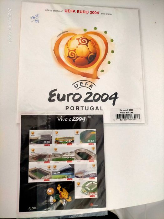 selos euro 2004 e envelope alusivo com selos e moeda de mil escudos