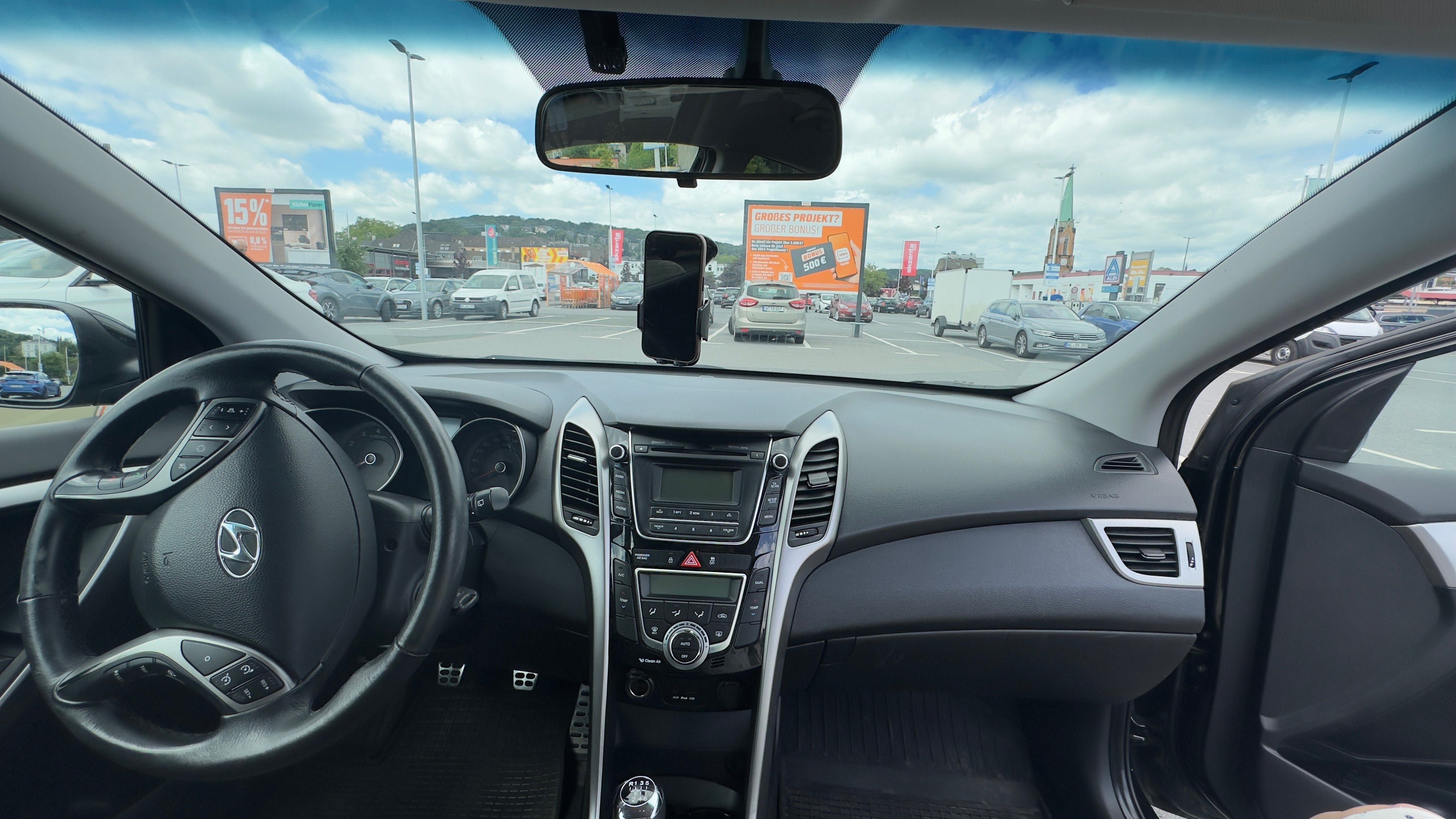 Sprytny Hyundai i30 1.6 GDI Coupé 2013 Manual + Opony Zimowe