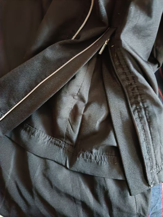 Foto 1 - 4 spodnie dresowe Adidas M