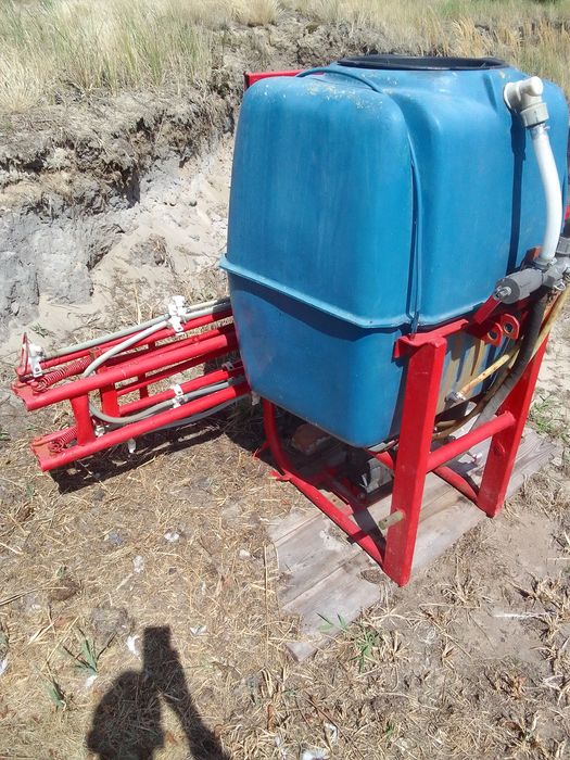 Sprzedam opryskiwacz polowy lance 10m