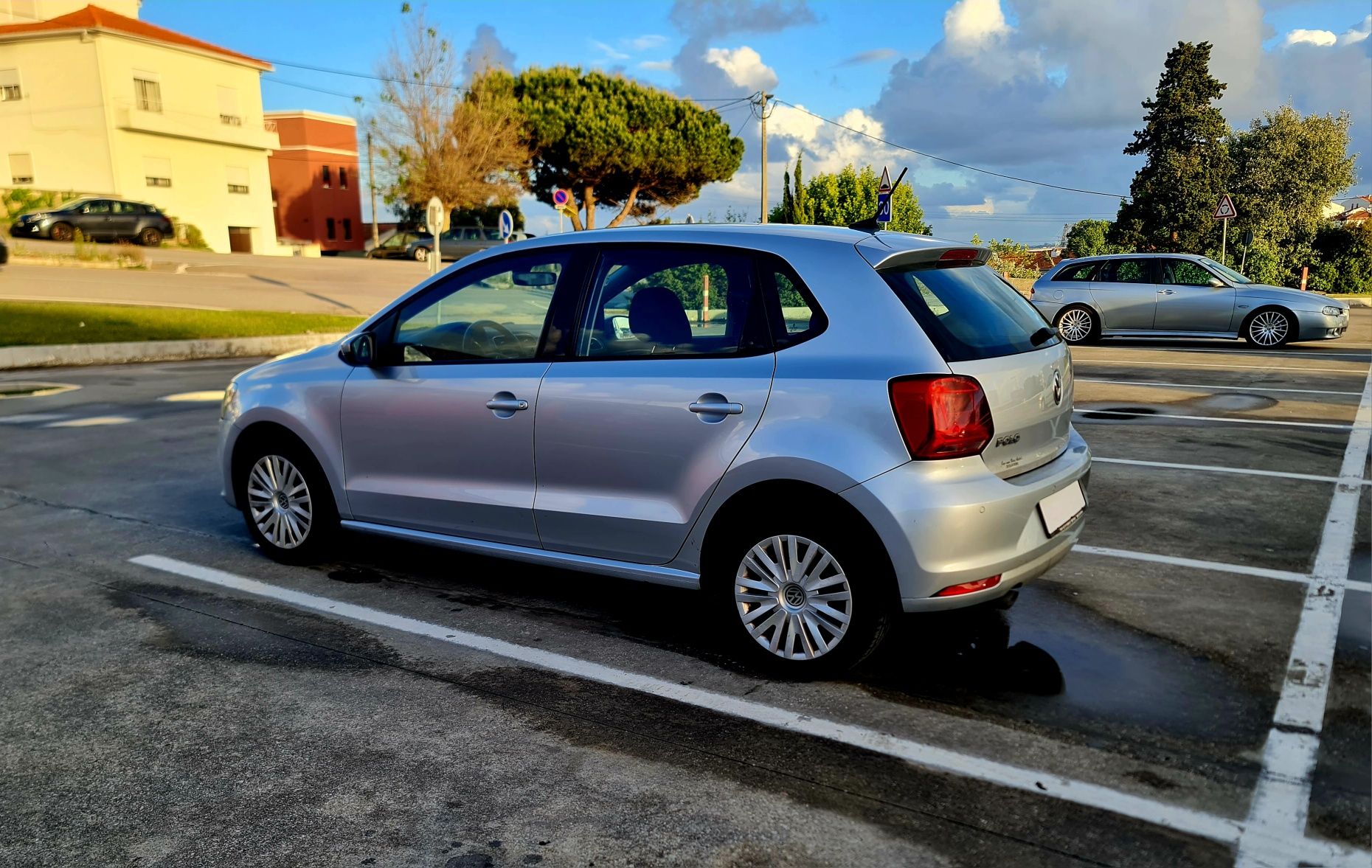 2017 VW Polo 1.4 Tdi impecável!