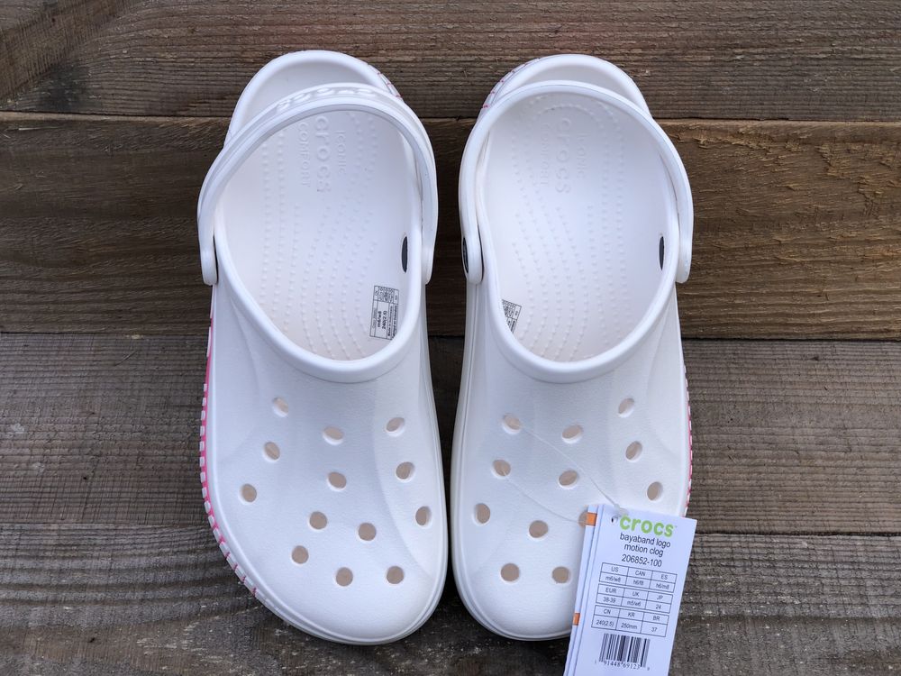 Женские Кроксы Белые Crocs Bayaband LogoMotion