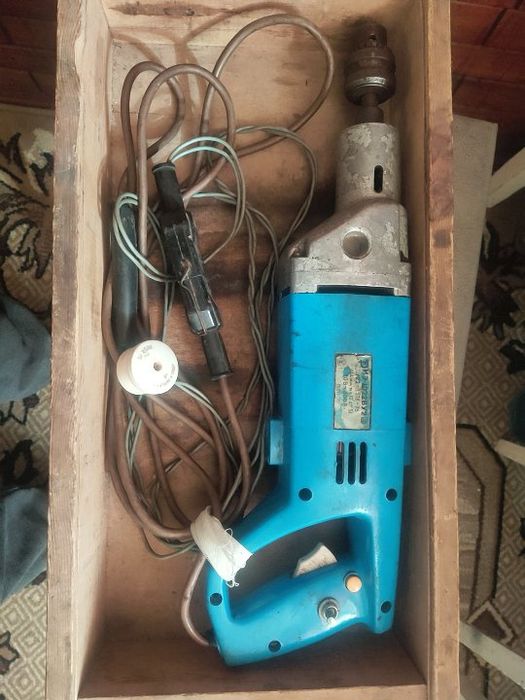 Дрель электрическая