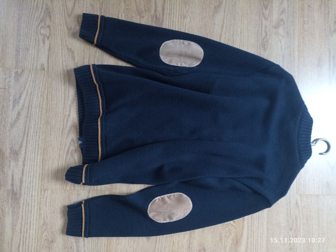 Sweter dla chłopca nowy