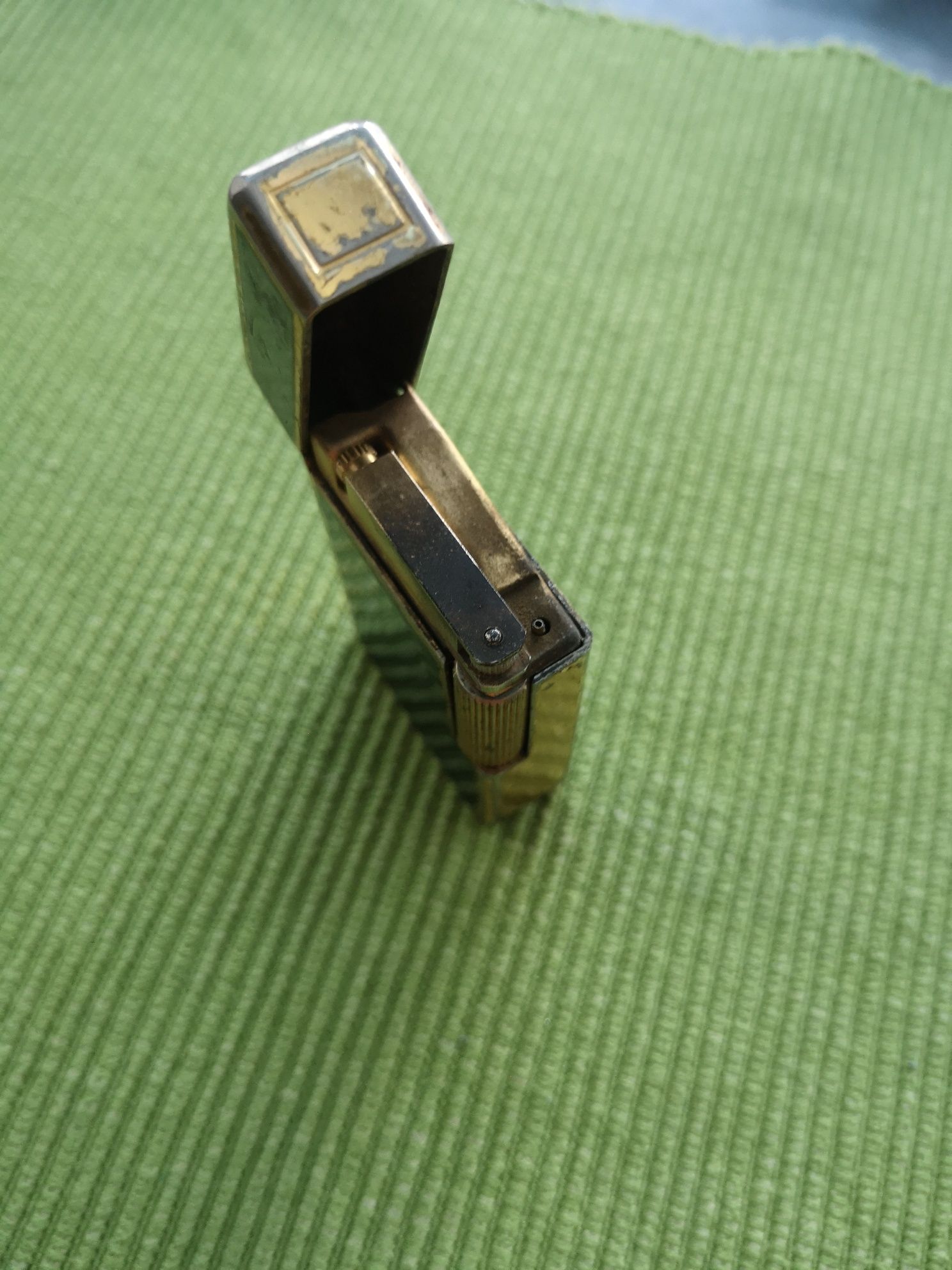 Зажигалка как Dupont