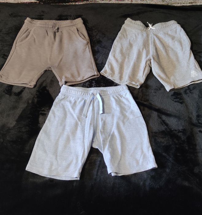 Тоненькі шорти 6-7 років, 116-122 см
