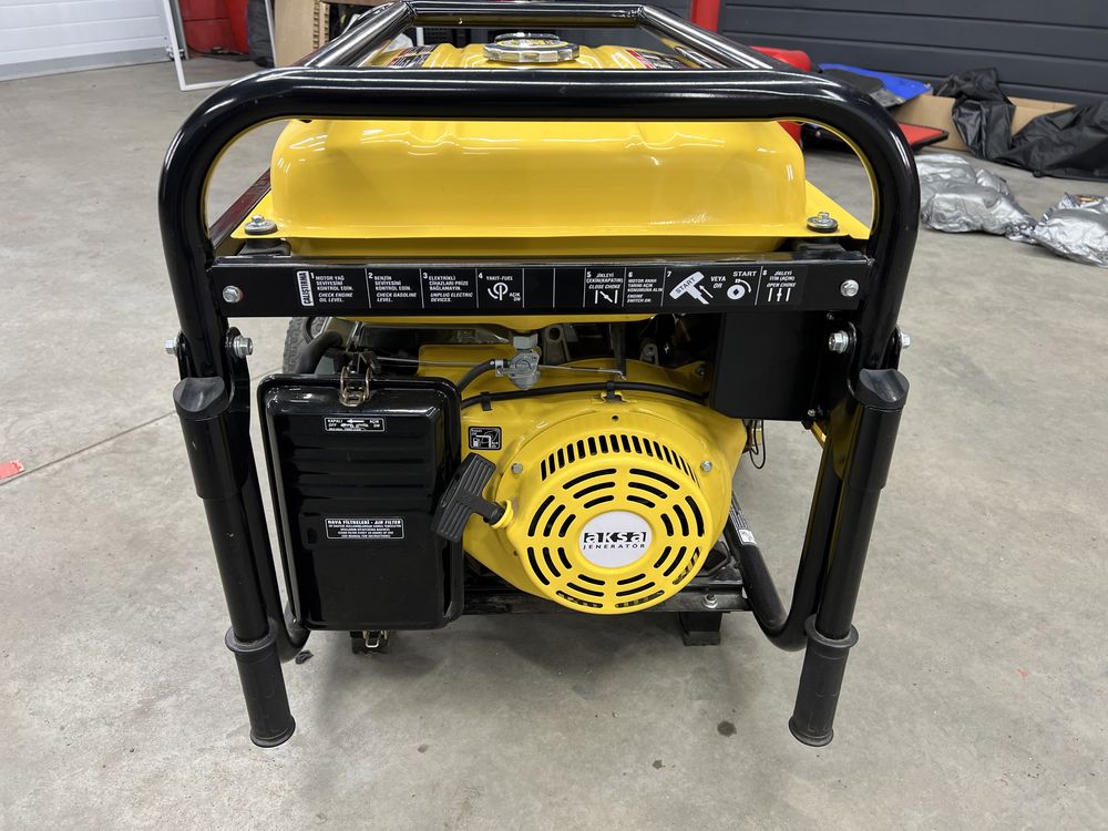 Генератор Aksa AAP 8000 E