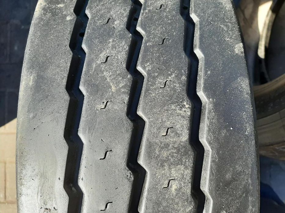 2x Opona używana ciężarowa 205/65R17.5 MICHELIN 300zł(szt.) C2473