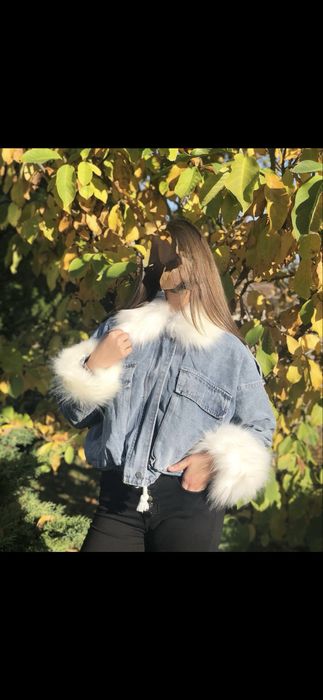 Джинсовка утеплена всередині( куртка)