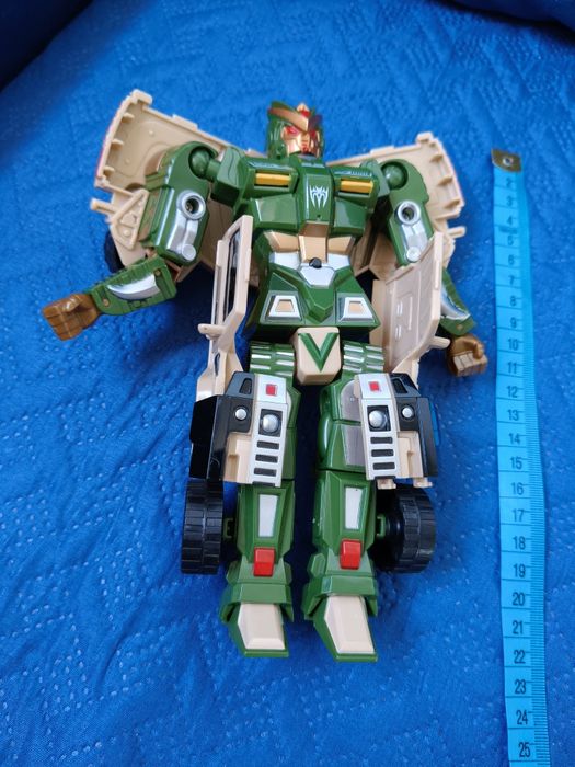 Samochód robót 2 w 1 Transformers autko terenowe Hammer